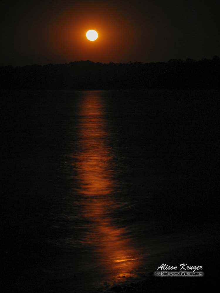 Moonrise Pococks Beach